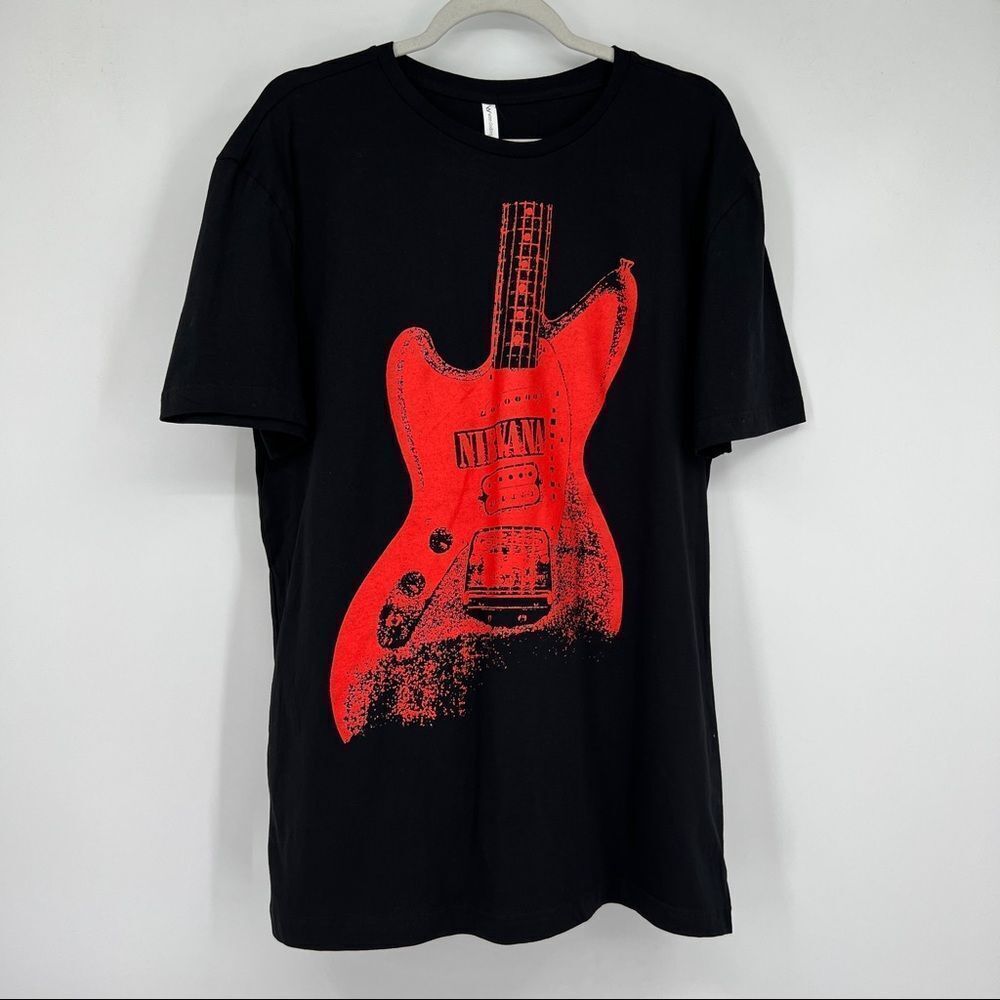 Winn Cloding Nirvana Red Black Men's Graphic Short Sleeves Crewneck T-Shirt